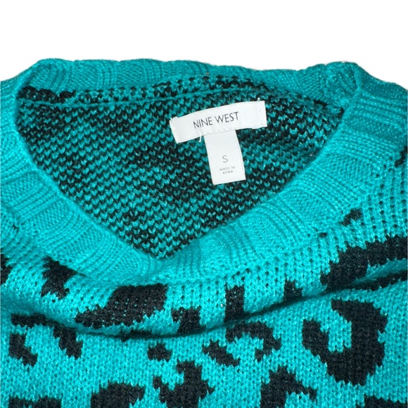 NWOT Leopard Style Sweater - Picture 2 of 5